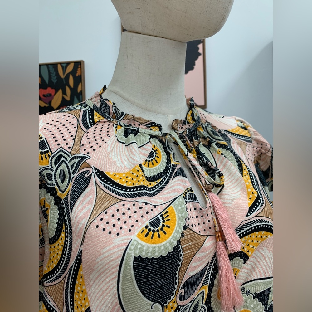 Split-Neck Blouse - Picture 15 of 16